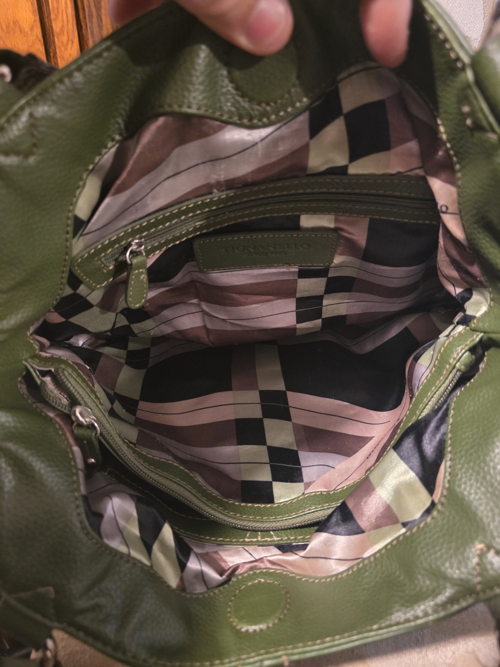 Tignanello Green Leather Shoulder Bag - Picture 6 of 7
